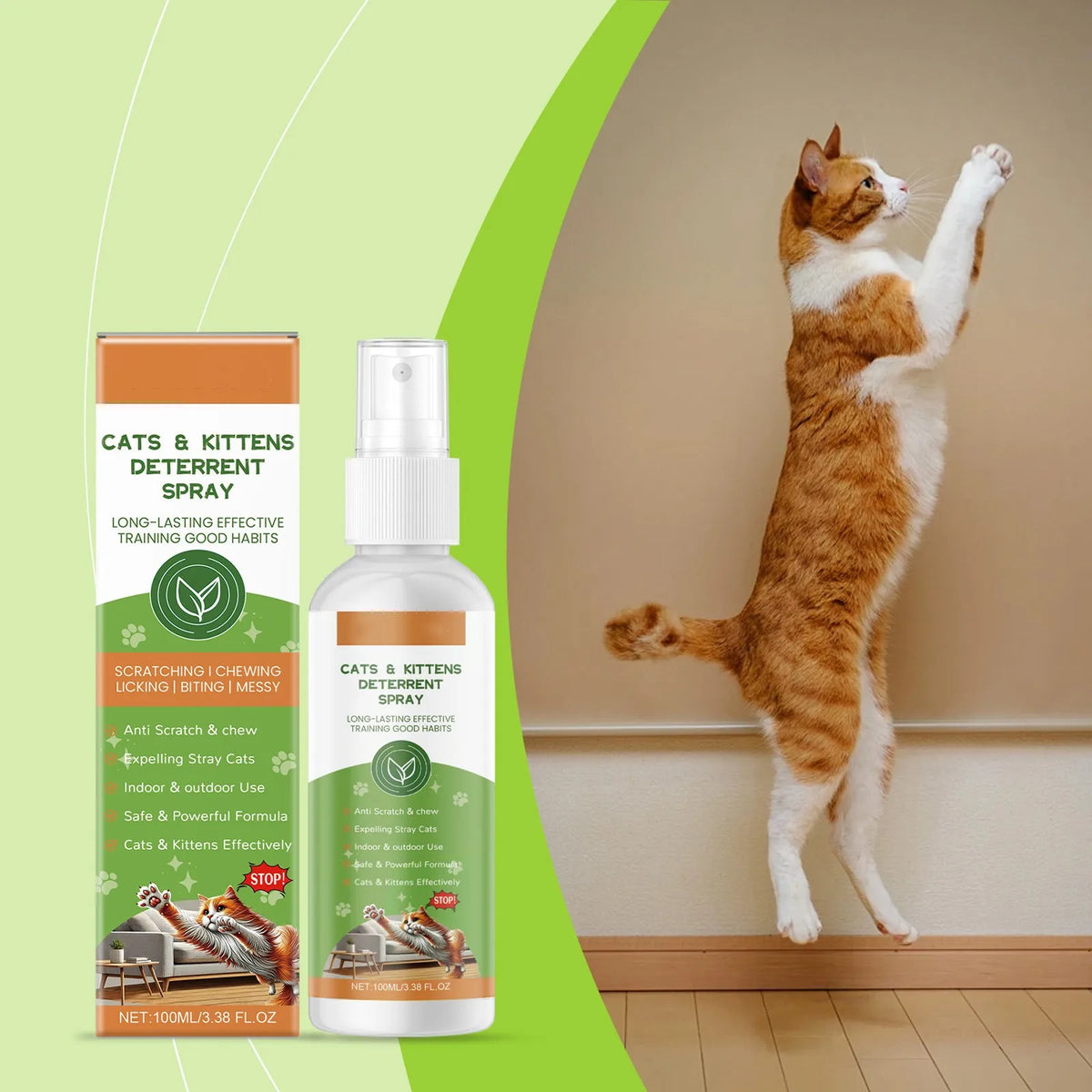 Un gato de jengibre se estira en interiores junto a una botella de spray disuasorio para gatos y gatitos.