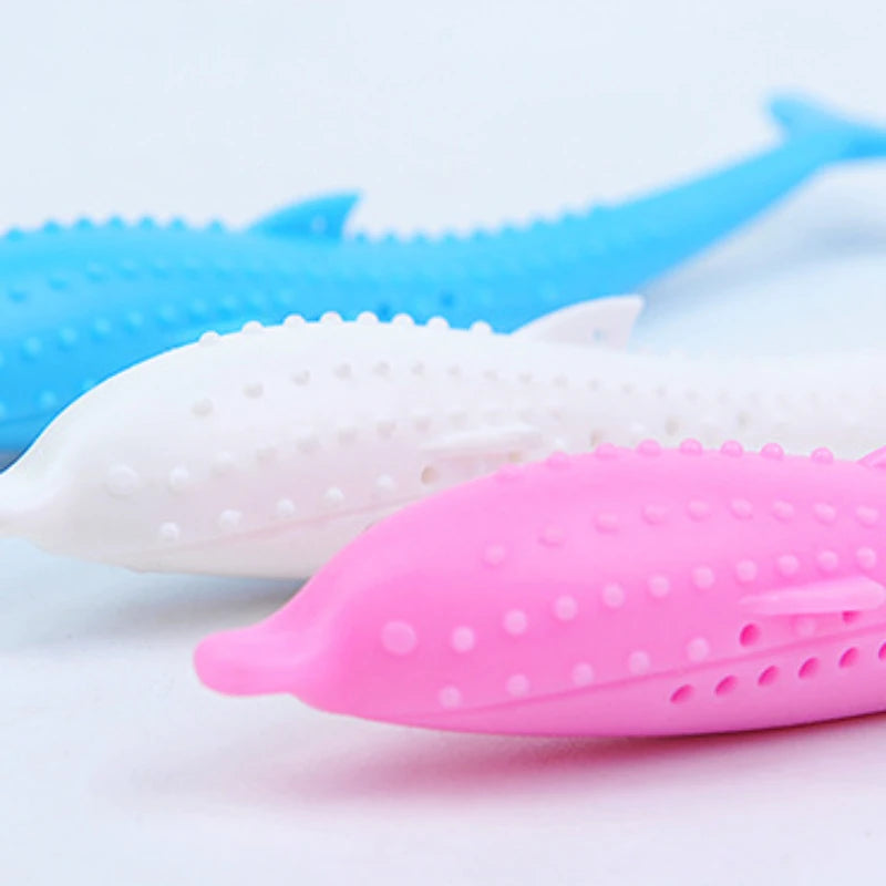 Cat Teeth Brushing Toy: Fish-Shaped Silicone Chew Toy