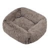 Lit carré en peluche de luxe pour chien