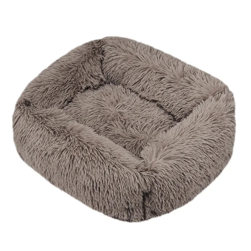 Lit carré en peluche de luxe pour chien