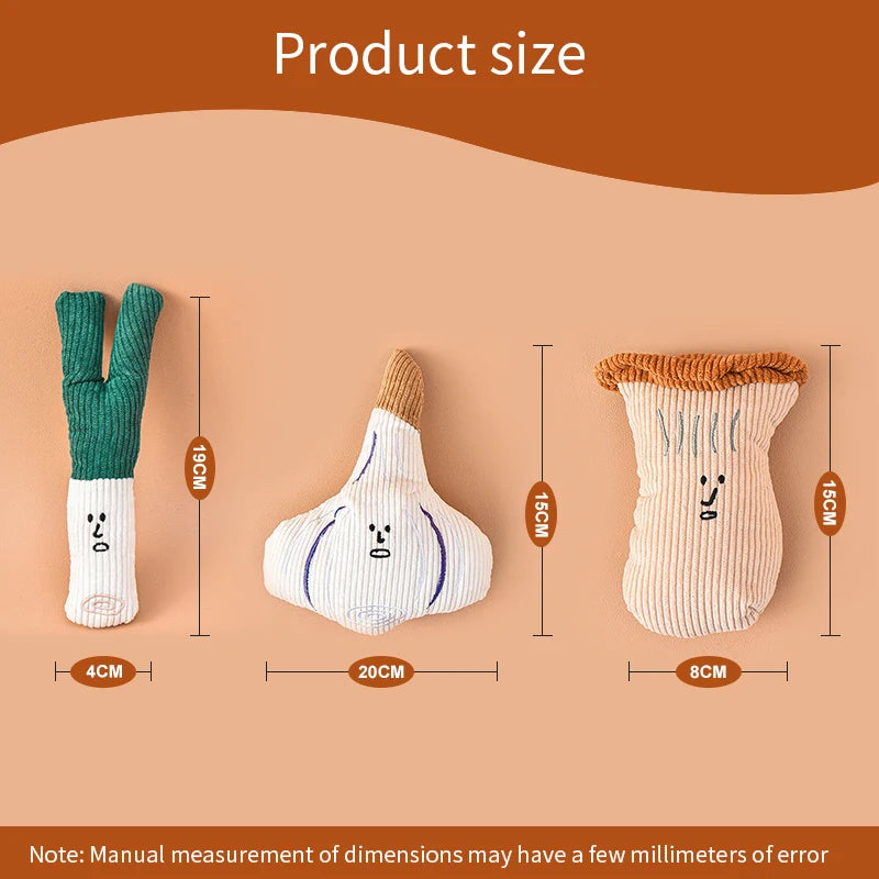 Trois tailles de jouets pour chien en peluche, vert, blanc et beige, montrant différentes dimensions.