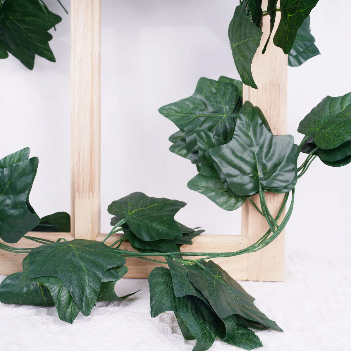 Artificial Ivy Vine Garland – 2.3m Hanging Silk Leaf Decor