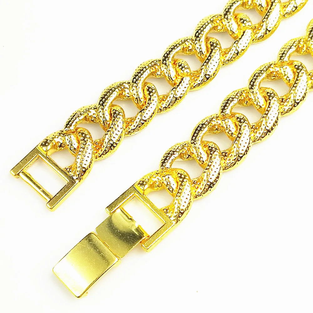 Crystal-Embellished Cuban Link Dog Collar