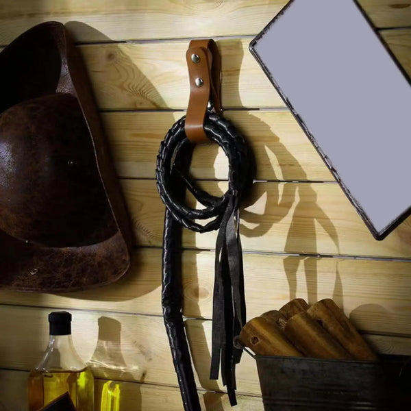 حامل السوط للخيول بحلقات الحزام