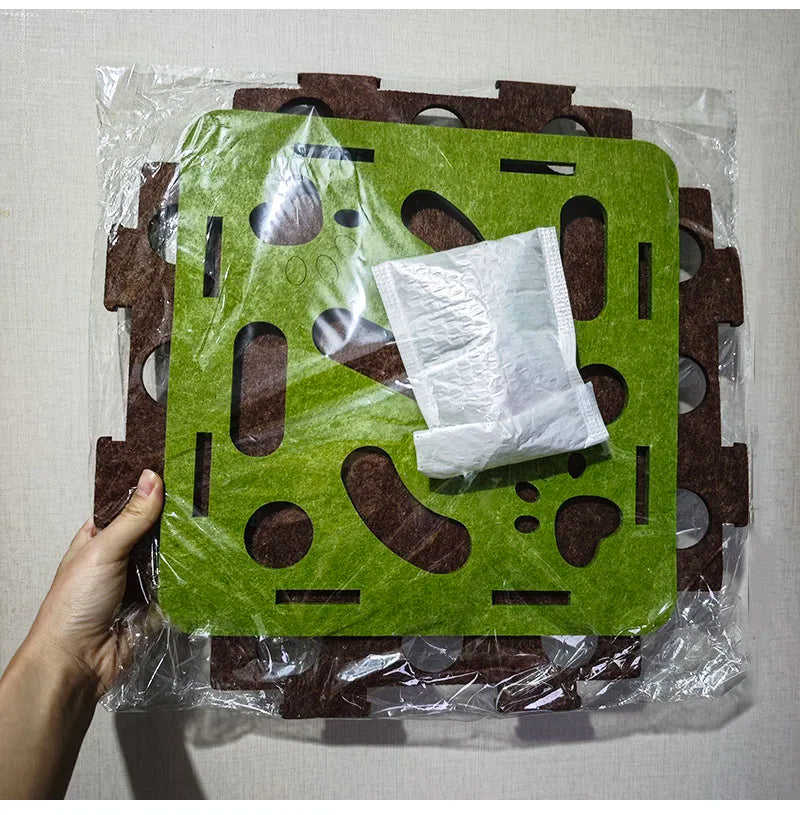 Labyrinthe Puzzle en Feutre Interactif pour Chat avec Clochette