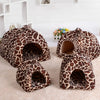 Lit pour animaux en peluche en forme de fraise