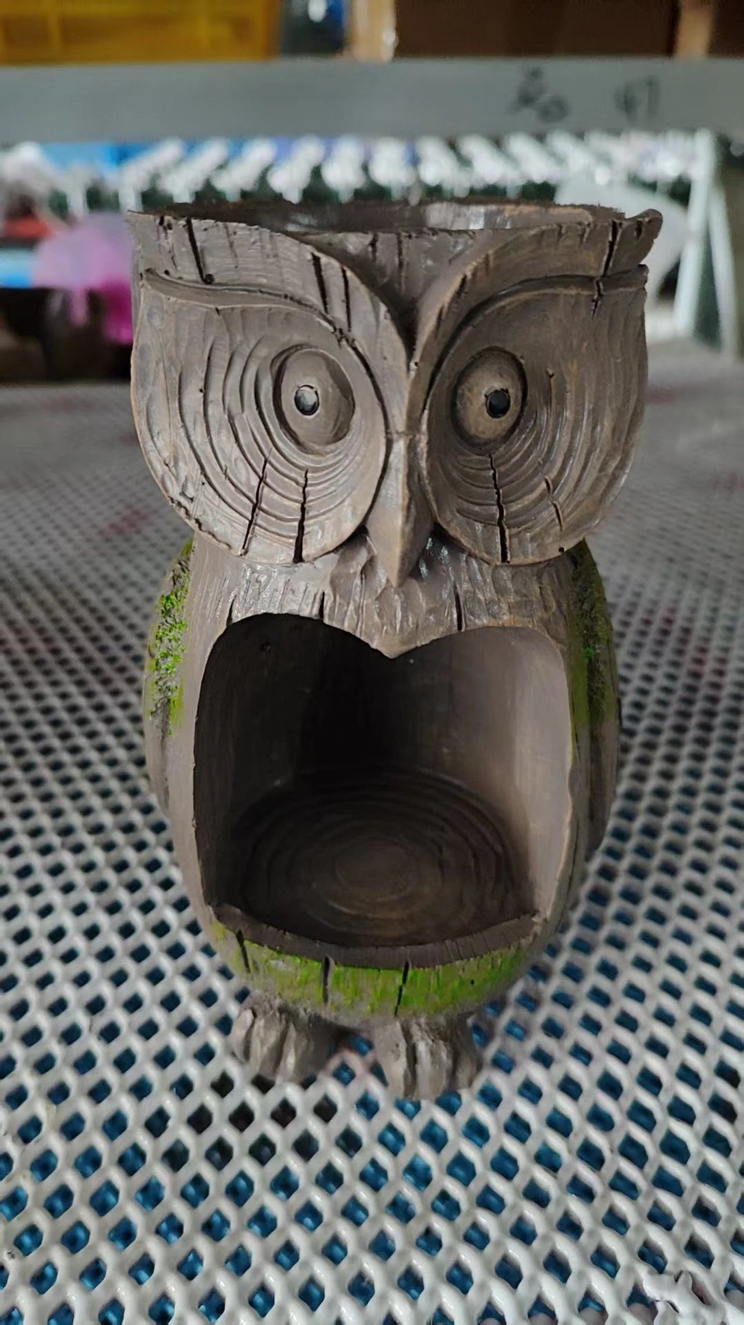 Tree Face Bird Feeder - Resin Tree Hugger Sculpture for Outdoor Garden