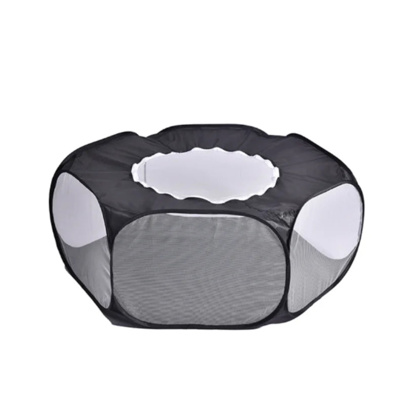 Tente portable noire pour chien avec doublure intérieure blanche.