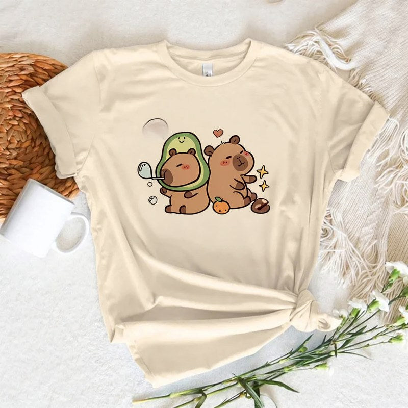 Camiseta Gráfica de Capibara